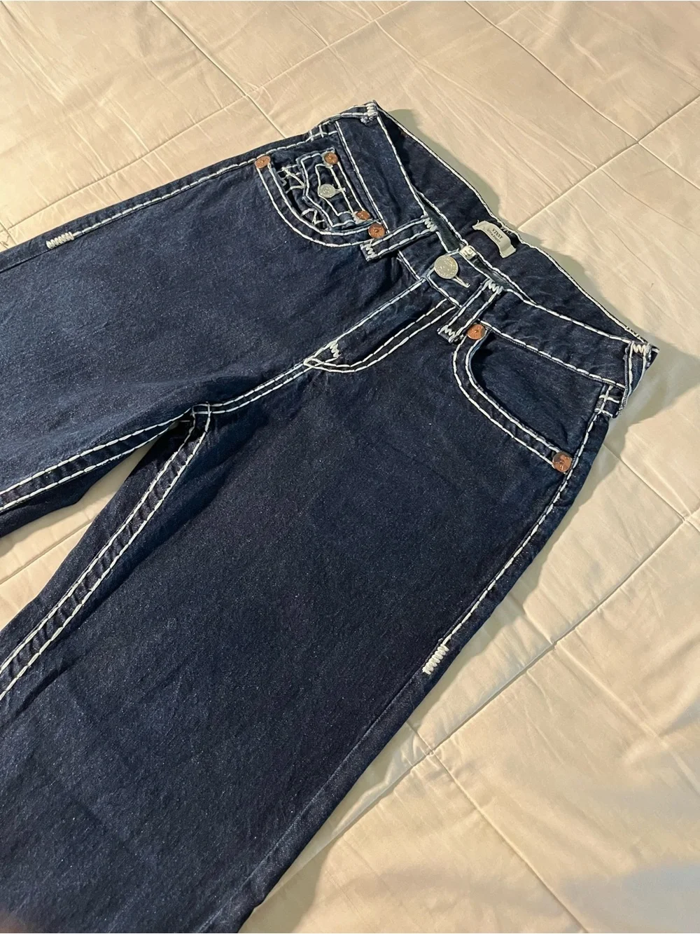 Dark Blue Wide-Leg Women's Jeans with Contrast Stitching